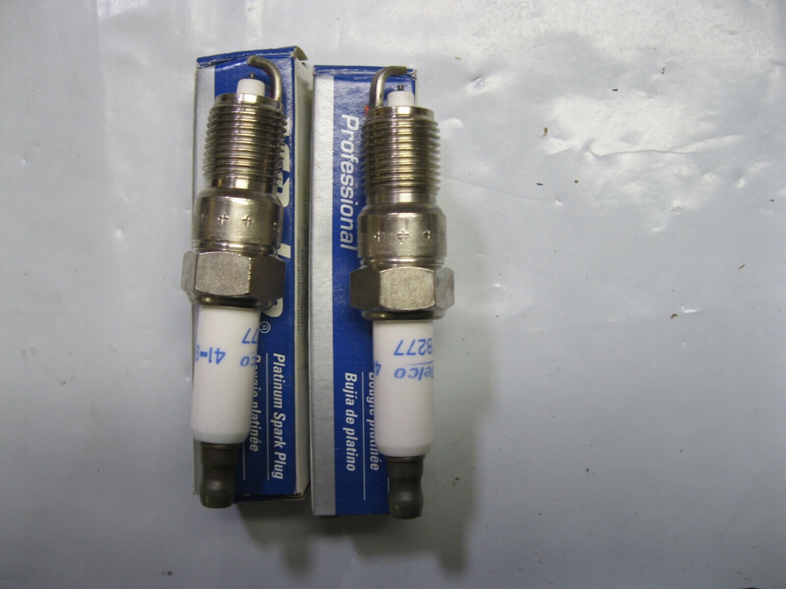 2 Platinum Spark Plugs ACDelco 41-983 2 pack