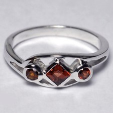 Womens Three Stone Garnet Band Ring 925 Sterling Silver Real Gemstone Bezel Set