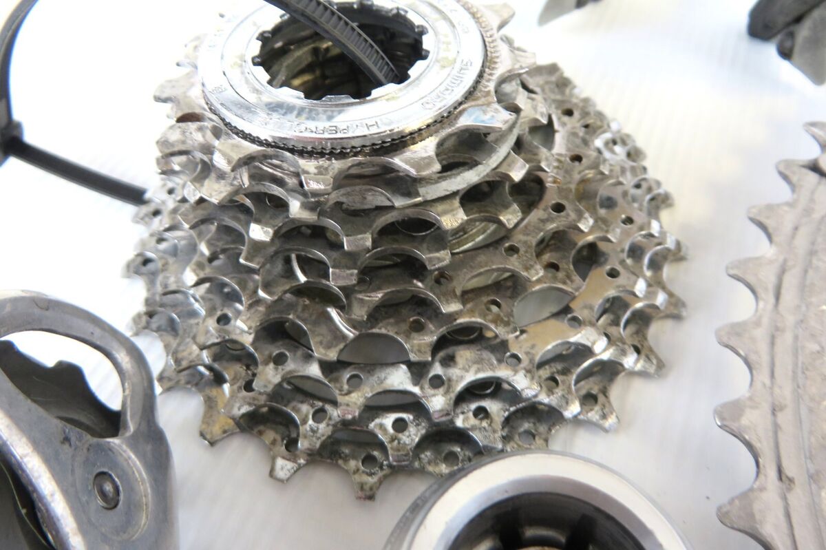 SHIMANO ULTEGRA GROUPSET 6500 175mm Cranks Brakes SHIMANO ULTEGRA GROUPSET 6500 175mm Cranks Brakes