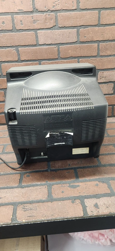 Televisor CRT Daewoo DTQ - 14P 1FC 13 pulgadas - TV de tubo retro para juegos Foto 4 de 4