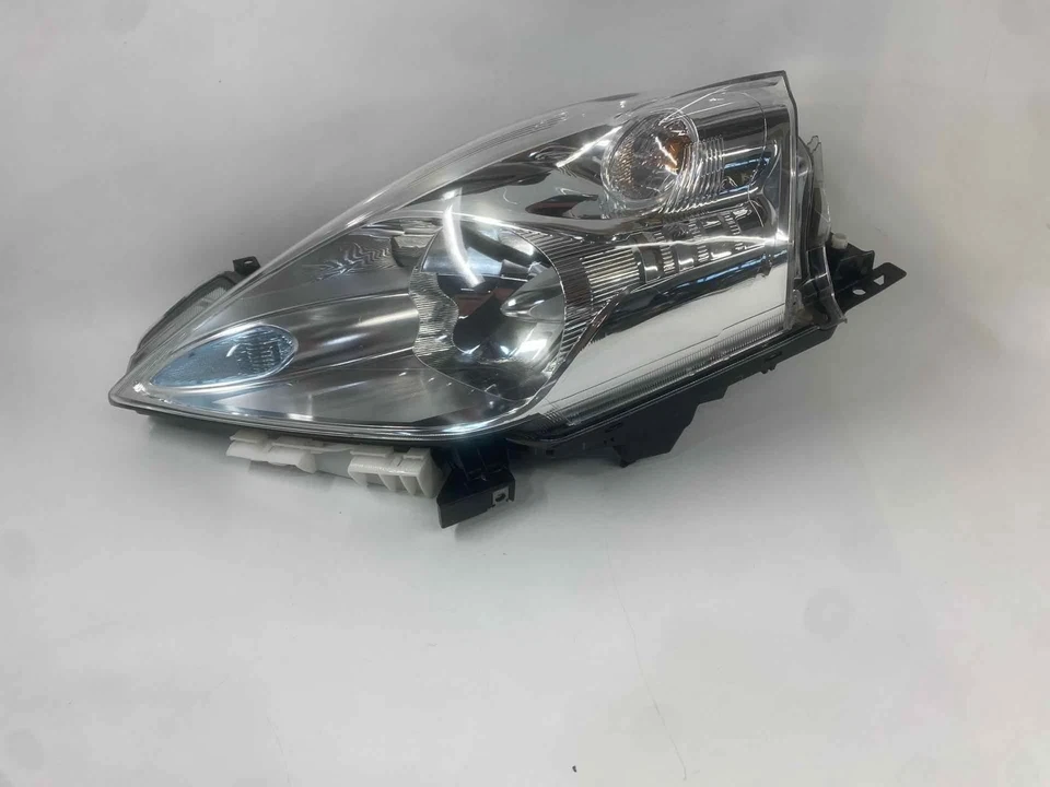 15 16 17 NISSAN LEAF Headlamp Assembly Driver Side Left Foto 2 de 4