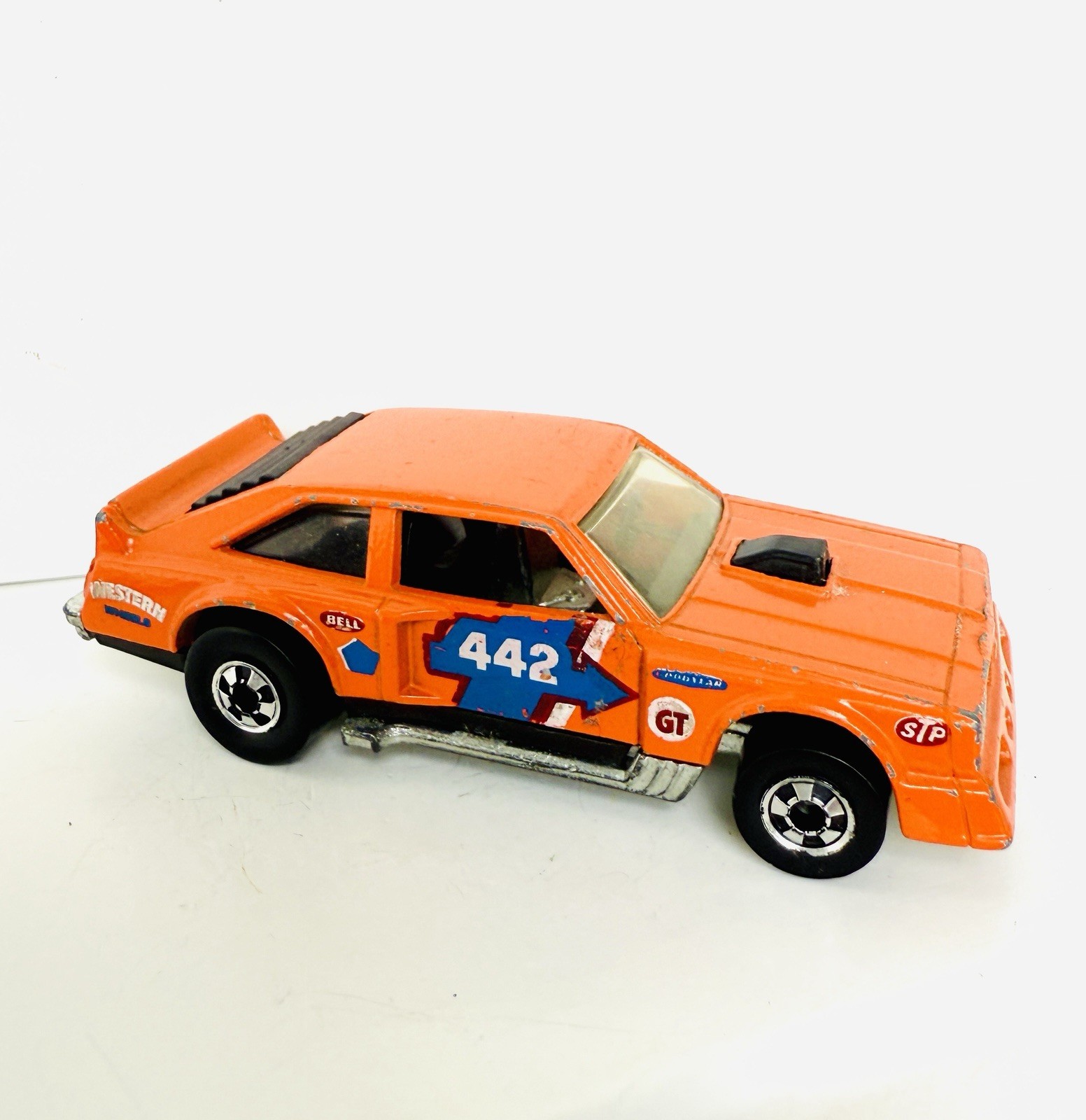 Foto 1 di 6
