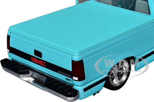 1988 GMC SIERRA 1500 CUSTOM PICKUP HELLBLAU 1/24 DIECAST BY M2 40300-140 B - Bild 3 von 6