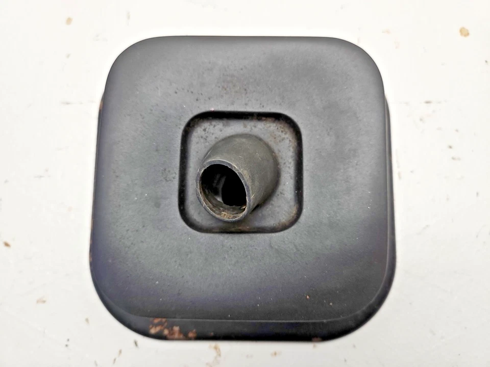 Cubierta de piso de arranque de palanca de cambios Chevy GMC C/K 1500 1988-1994 FABRICANTE DE EQUIPOS ORIGINALES 3628 Foto 2 de 4