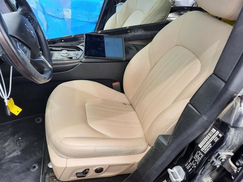 19 2019 MASERATI LEVANTE OEM FRONT DOOR BLACK DRIVER LEFT