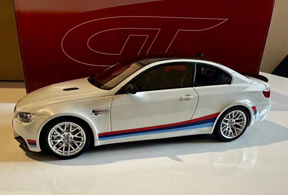 BMW M3 (E92) M Stripes 2012 1:18 GT SPIRIT GT707 1/18 - Photo 2/4