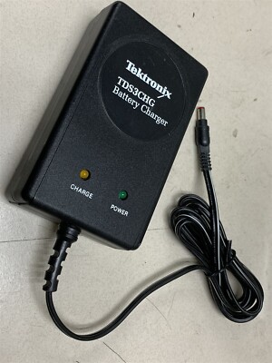 New Old Stock Tektronix TDS3CHG Battery Charger for Tds3000 I9-8