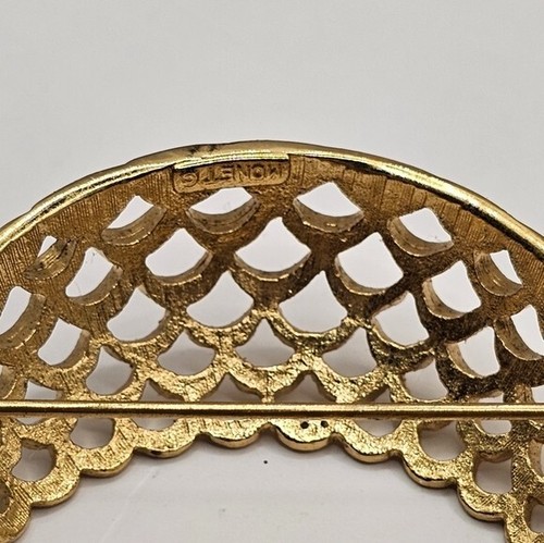 80's Monet Crescent Moon Open Work Earrings & Brooch Set Gold Tone Clip-On Demi - Picture 8 of 9