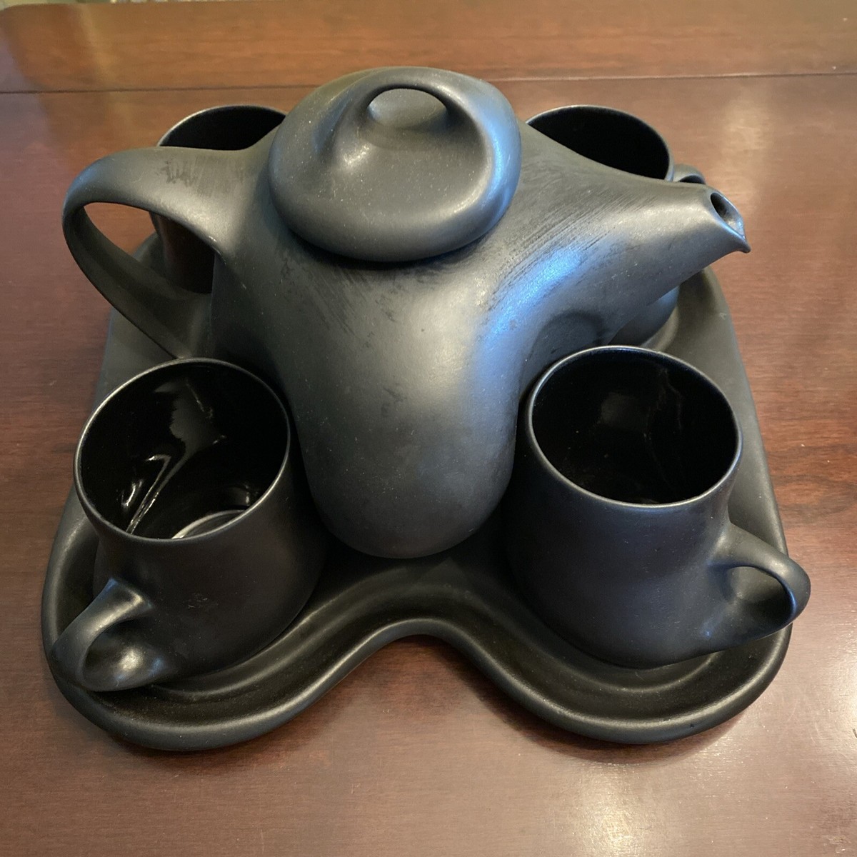  Hunting Scenes ブレッドアンドバター皿　黒壺 Black Peter Saenger Ceramic Nesting Tea Set 4 Mugs Tray & Teapot