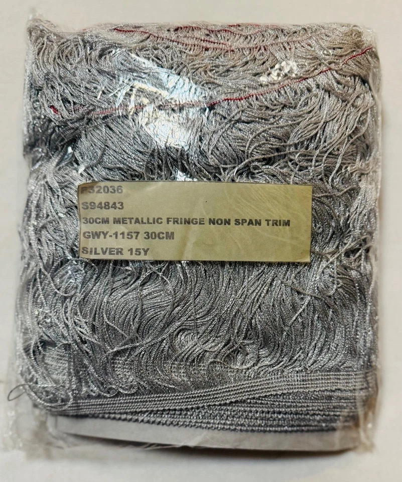 15 Yardas 12" (30 cm) DECORATIVO FLECOS PLATEADOS METALIZADOS para Disfraces Ropa, etc. Foto 2 de 4