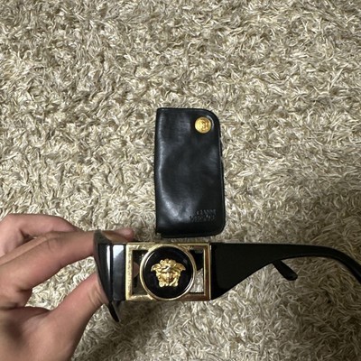 90s VERSACE Vintage Square Sunglasses with Case Black Italy  display picture 1