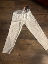 Under Armour Heat Gear Youth 1328980-100 White 3/4 Legging Pants Youth Size XL