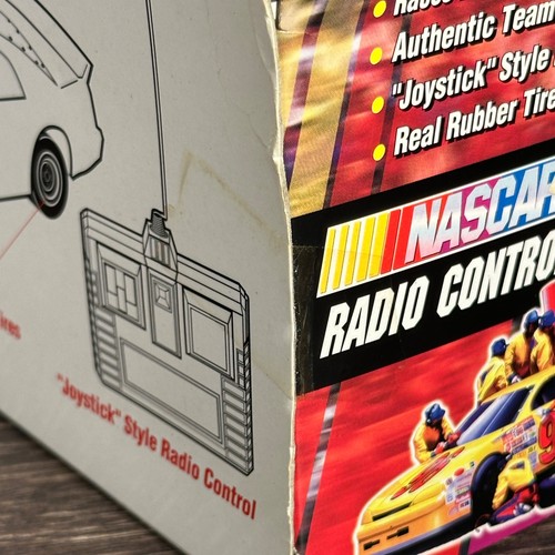 1997 Jeff Gordon NASCAR #24 Dupont 1:24 Radio Control RC Car Racer by ToyBiz - Picture 18 of 23