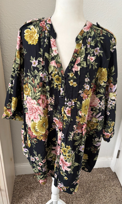Sz 20W 2X DENIM 24/7 Black Pink Floral PIN TUCK Button Front