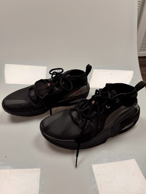 Nike Air Zoom Crossover 2 GS Black Crimson Basketball Shoes 7Y Womens 8.5