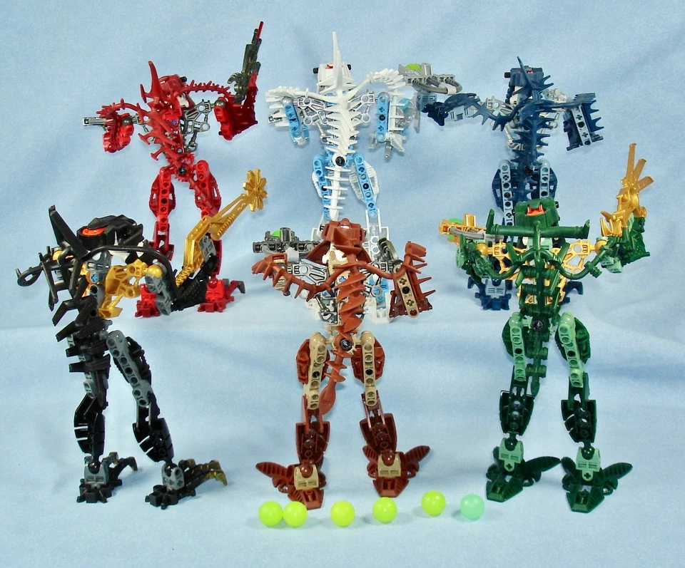 All 6 Lego Bionicle PIRAKA (8900-8905) with Light-Up Eyes and Zamor Spheres - Image 3 of 4