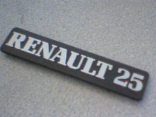 Renault 25 badge Stick on 
