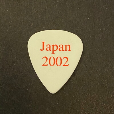 guitar pick collection - DEF LEPPARD. OG LOGO/RED. JAPAN 2002