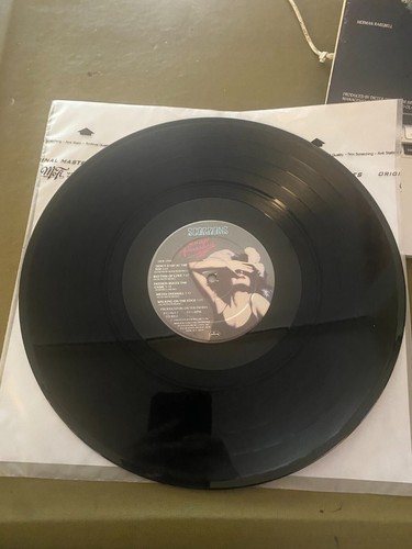 Scorpions *Savage Amusement *LP *record *NM/VG+ *1988 *Mercury *832 963-1 *ROCK - Picture 6 of 8