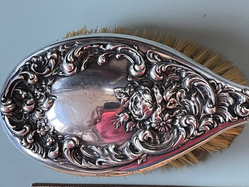 Foster & Bailey Victorian Sterling Silver Rose foliate Hairbrush C.1900 9” - Picture 2 of 5