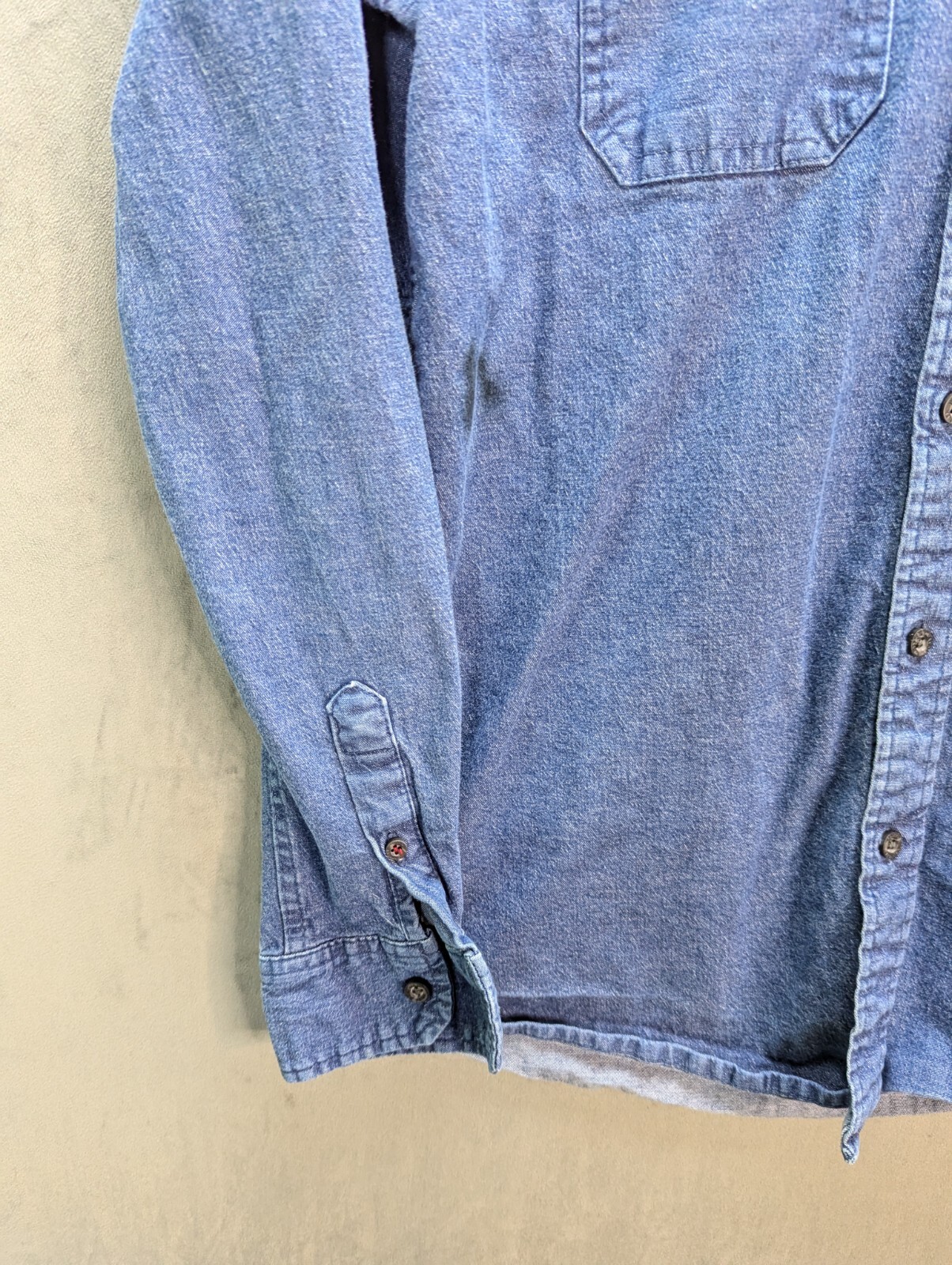 Wrangler Denim Shirt Sz Small Flex Fit Cotton Stretch Workwear Condition Stains image 5