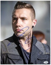 Jai Courtney Signed Autographed 11x14 Photo Badass ACOA