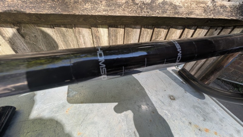 Thomson Carbon Drop Handlebars - 440mm width, 31.8mm clamp