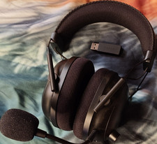 Razer BlackShark V2 Pro Over-Ear Gaming-Heads...