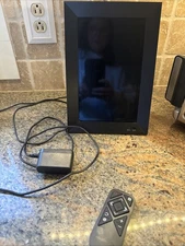 Nixplay 10.1" Touch Screen SMART PHOTO FRAME Black Wi-Fi HD