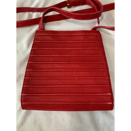 Loewe Madrid 1846 Vintage Red Leather Woven Ribbed Crossbody Bag Spain#898