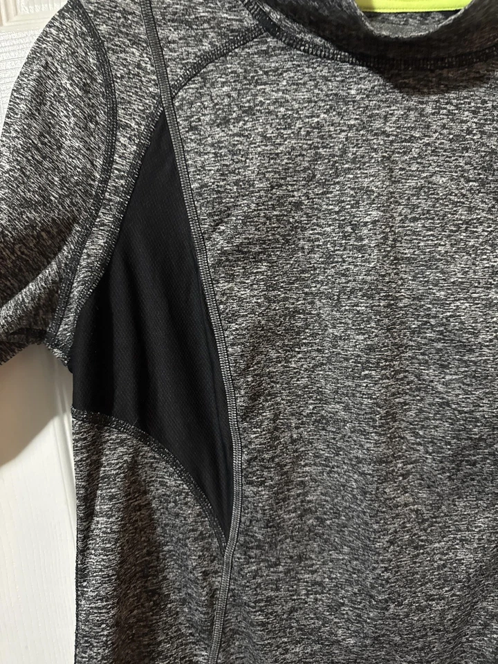 Рубашка женская Xersion средняя серая черная ложный вырез с длинным рукавом отверстия для пальцев спортивная - Изображение 3 из 4