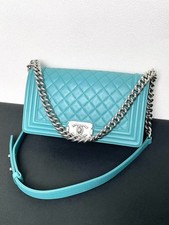 Auth Chanel Boy Medium Turquoise Lambskin Shoulder Crossbody Bag Silver Hardware