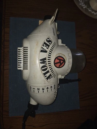 Vintage GI JOE Adventure Team Fantastic Sea Wolf Submarine Part Toy Playset !!