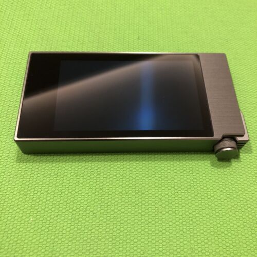 IRIVER Astell&Kern AK100 Digital Audio Player 32GB Hi-Fi Very Good