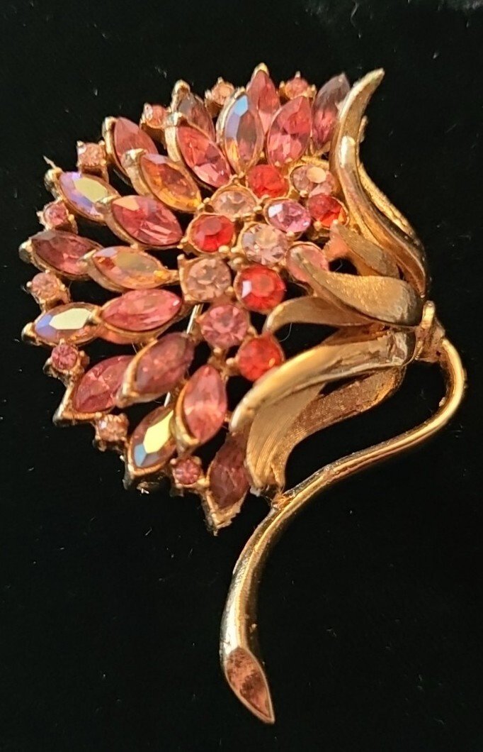 VINTAGE pink AB spray Brooch floral 2 1/4