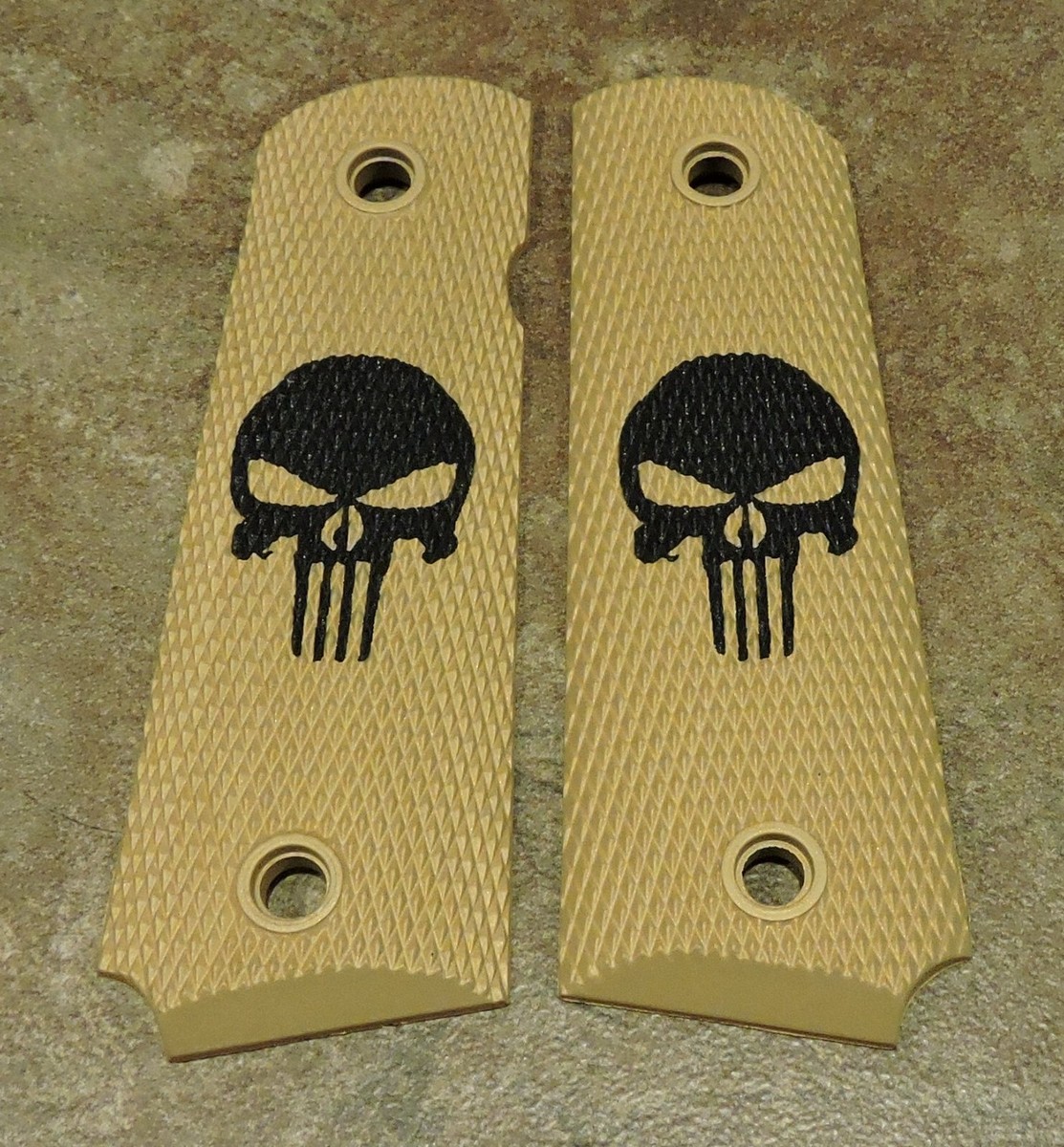 1911 Grips - PUNISHER - GOLD/BLACK -.45, AMBI, FULL SIZE