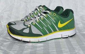 nike flywire running shoe