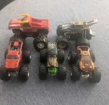Lot 5 Monster Jam Trucks Grave Digger Max Destruction El Toro Loco Brutus Viper