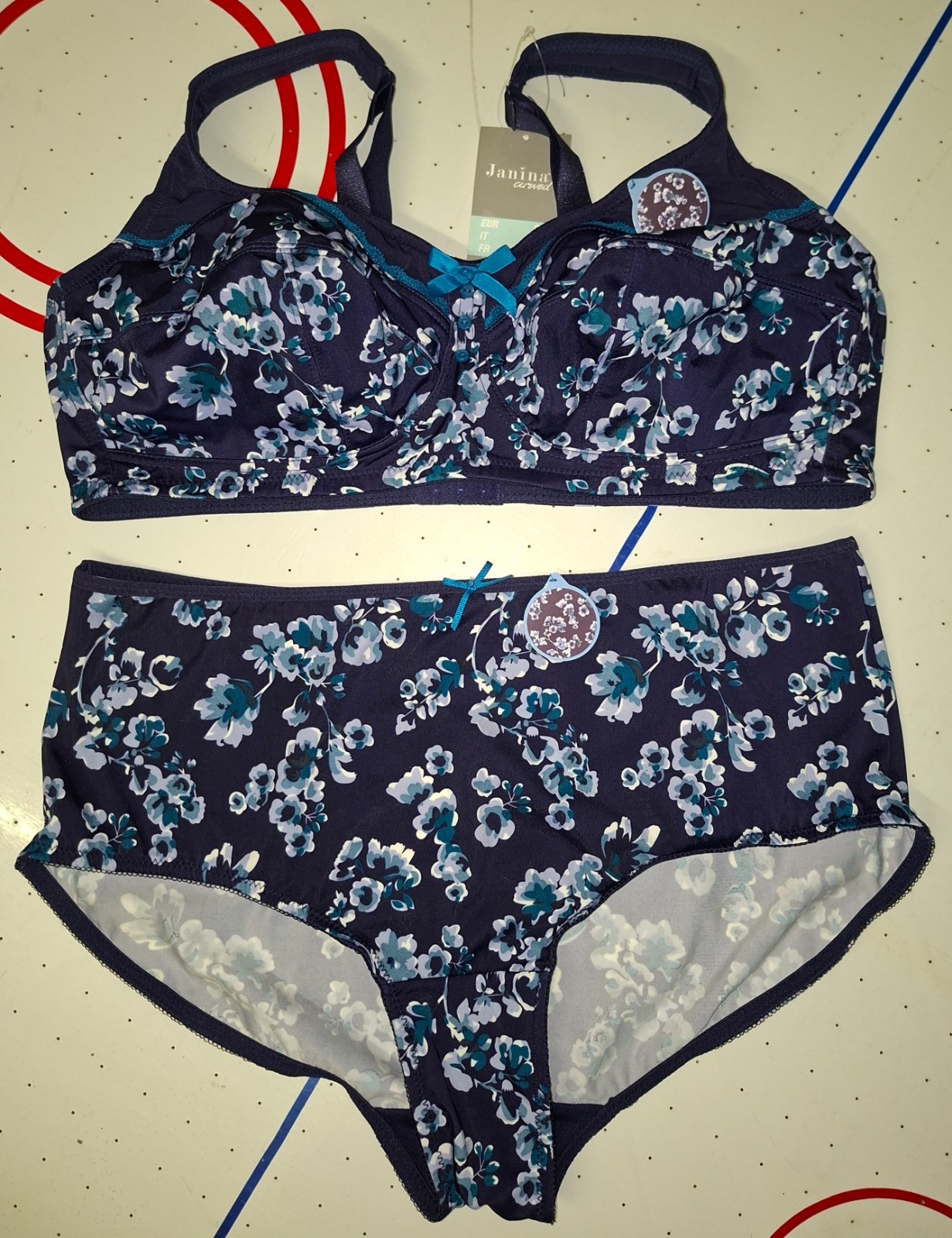JANINA curved @ DESSOUS - Set @ BH und Slip @ blau @ BLÜMCHEN @ NEU mit Etikett