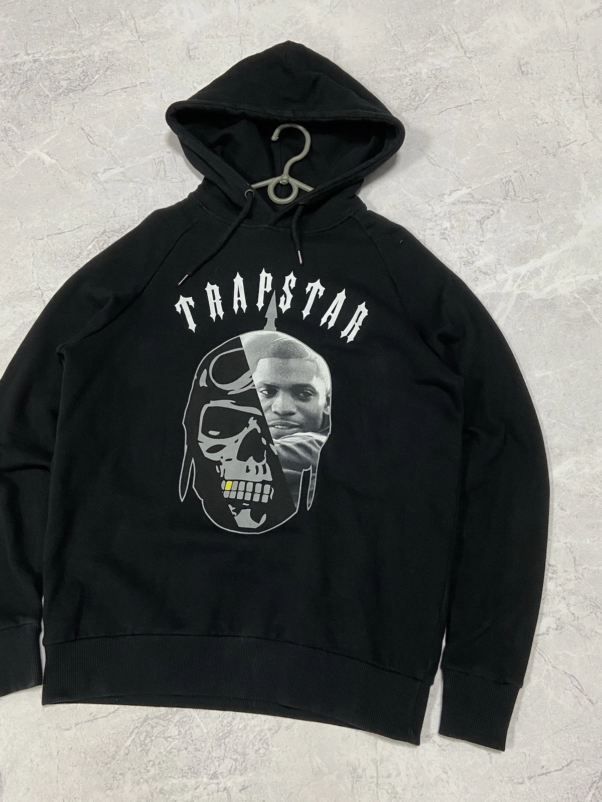 UNDERCOVER Trapstar London It's A Secret Felpa con Cappuccio Vintage Grande Logo Stampa Teschio