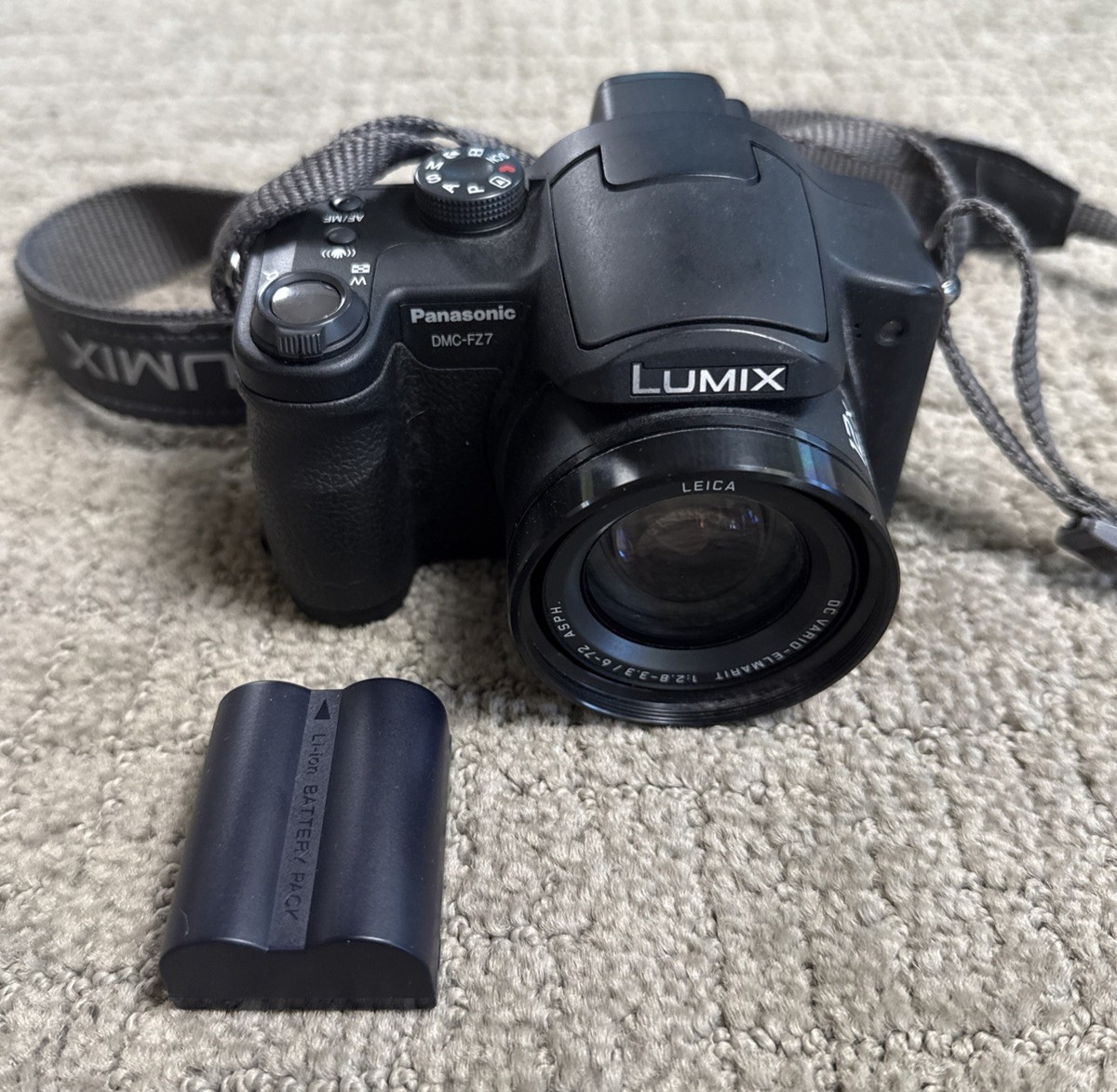 Panasonic LUMIX DMC-FZ7 Digital Bridge Camera 6.0MP Leica Lens Panasonic LUMIX DMC-FZ7 Digital Bridge Camera 6.0MP Leica Lens