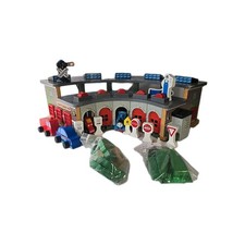 Thomas  Friends Wooden Railway Tidmouth Sheds Roundhouse Engine Garage Retired