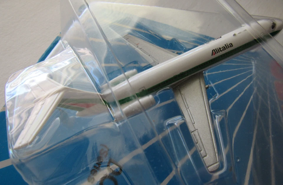 AVIÓN MODELO JET TRAN ALITALIA DC-9 VINTAGE, 1988, NUEVO EN PAQUETE Foto 3 de 3