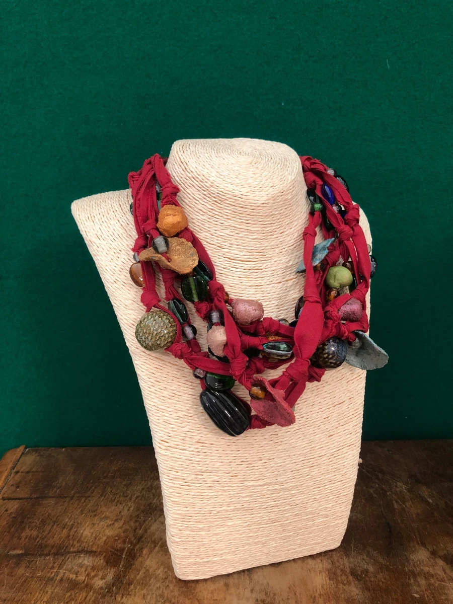 Collana con cerchio dorato e gattino tricolore - Tità Bijoux Collana con cerchio dorato e gattino tricolore - Tità Bijoux