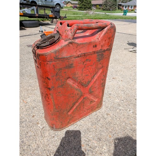 Vintage USMC 5 Gallon Jerry Can Red Steel Military Can DOT-5L 1980