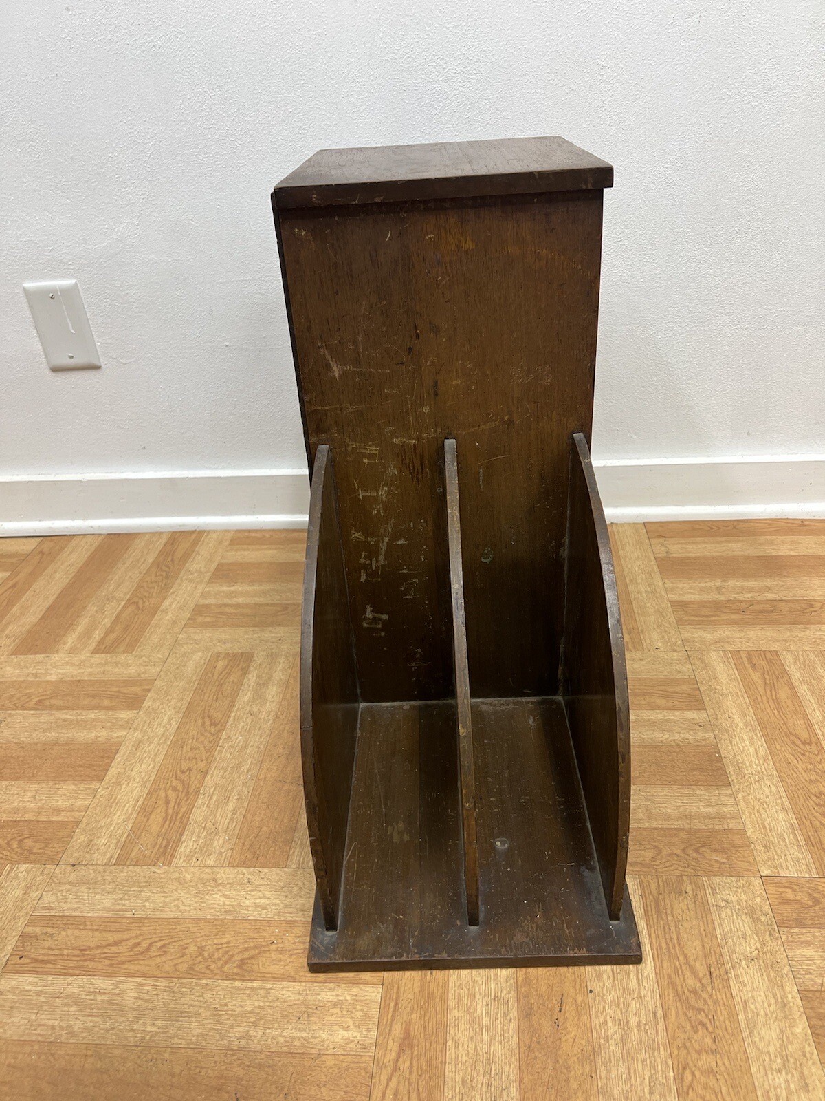 Antique Humidor Magazine Rack at Richard Harvey blog