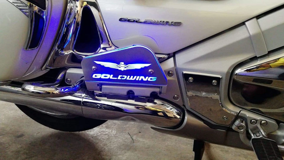 FREE SHIPPING Gold Wing Honda GL1800 lighting floorboard covers with red LED - Bild 3 von 4