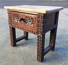 VINTAGE HIGHLY CARVED PINE SIDE TABLE / LAMP TABLE   FREE UK POSTAGE