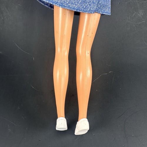 1998 Mattel Barbie Sweet Treats #20780 Bambola Barbie vinile viola occhi vestita - Foto 10 di 11
