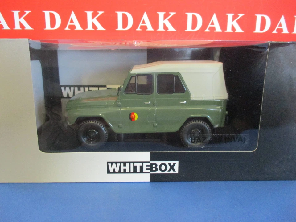 Die cast 1/24 Modellino Auto UAZ 469 NVA Ex DDR 1975 by White Box - Immagine 4 di 4